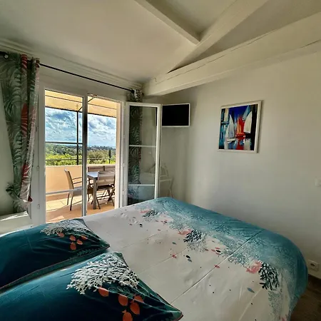 Les Restanques Vue Pressoir 3131 Grimaud