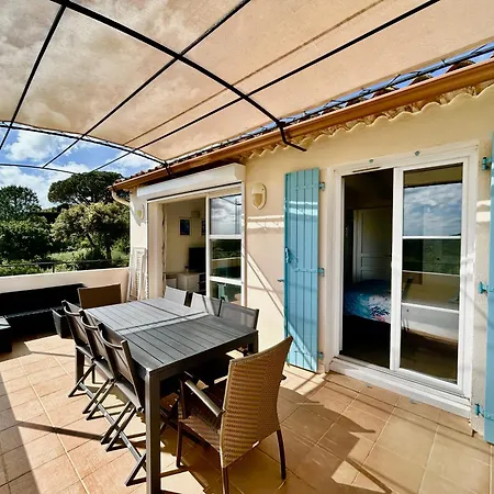 Les Restanques Vue Pressoir 3131 *