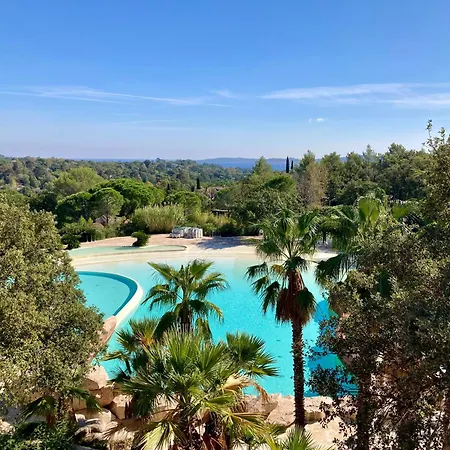 Les Restanques Vue Pressoir 3131 Grimaud