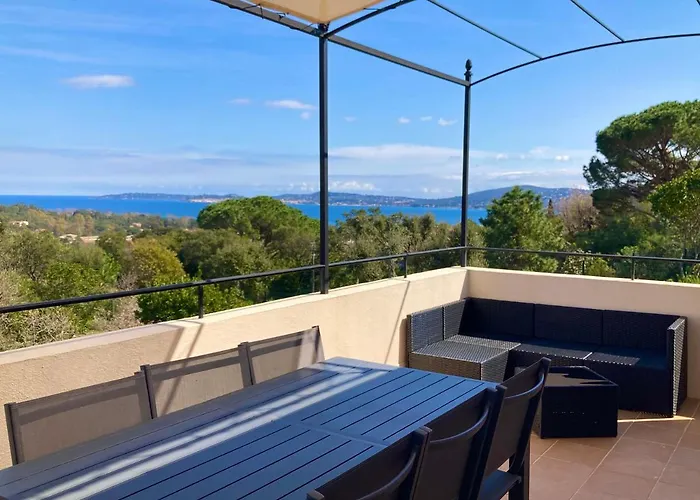 Les Restanques Vue Pressoir 3131 * Grimaud